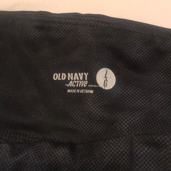 Old Navy Capri Leggings - Picture 3 of 4